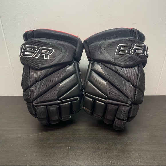 Bauer Vapor 1X Lite 13” Hockey Gloves Free Flex - Black - Picture 1 of 11